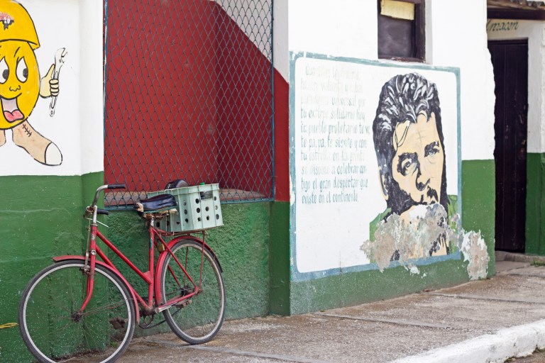 Che image_santa clara